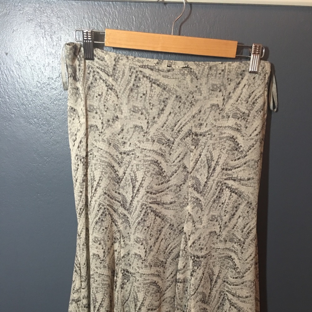 3/4 length DKNY silk skirt